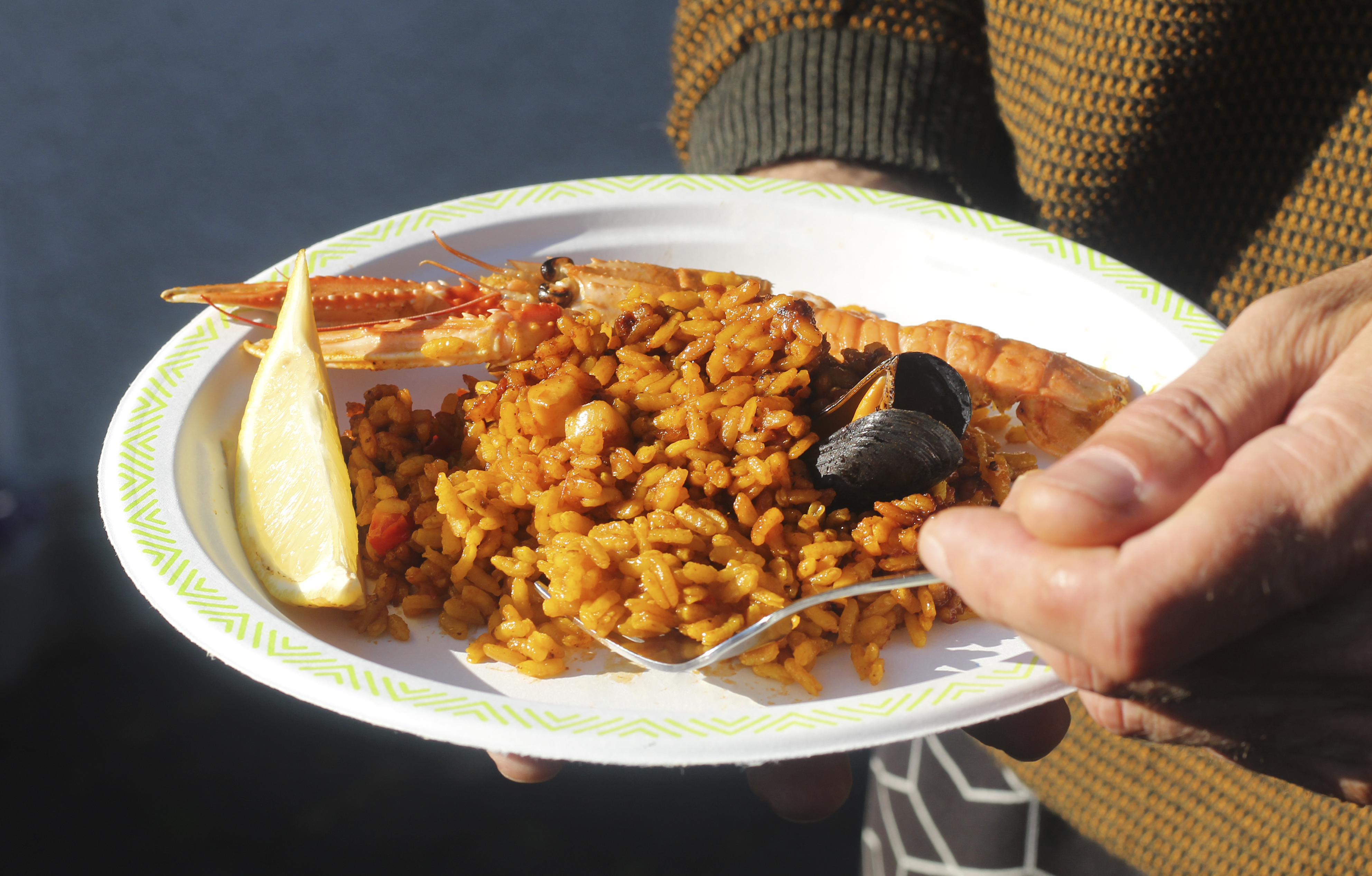 Eating paella